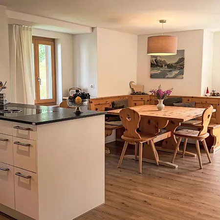 Διαμέρισμα Chesa Kober - Adults Only By Interhome Pontresina